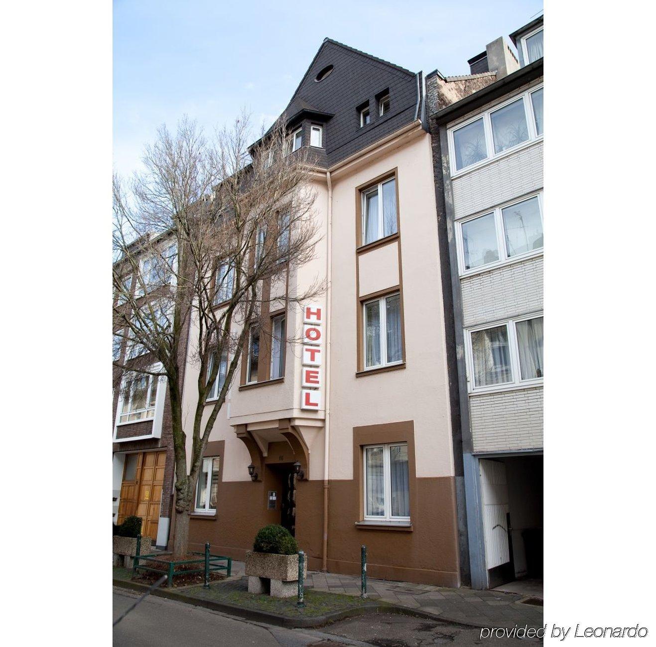 Hotel Engelbert Düsseldorf Exterior foto